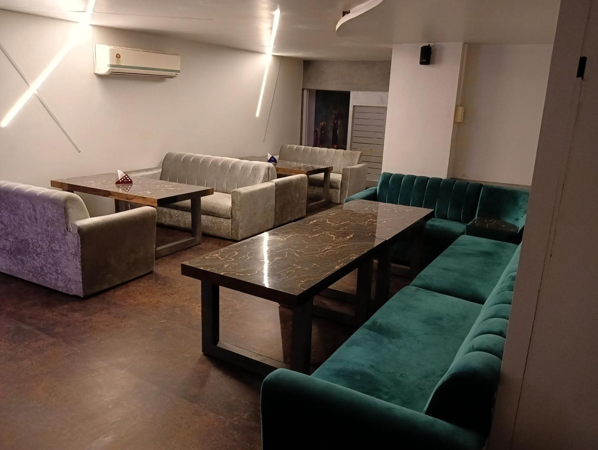 Bk Castles Hotel Jabalpur Exterior foto